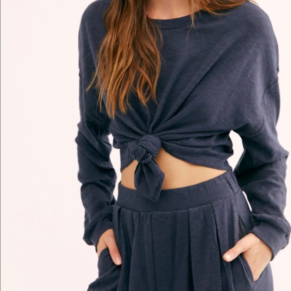Free People Culver City Set in Navy sz M - 2 piece matching set!
